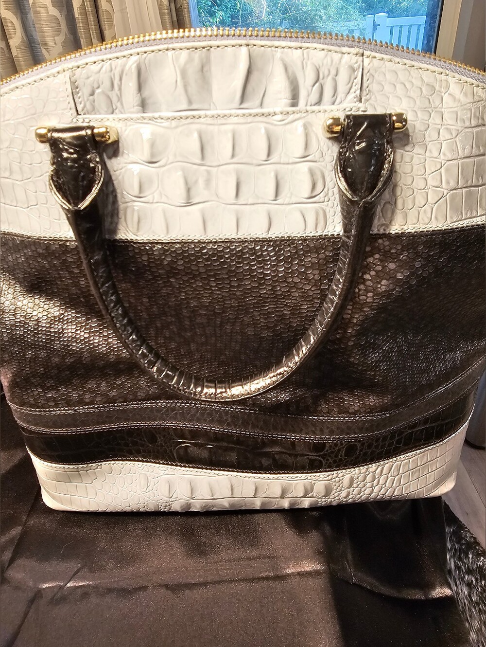 Rare Brahmin Large Duxbury Satchel | Luxe Mixed Texture Embossed Leather - Picture 5 of 11